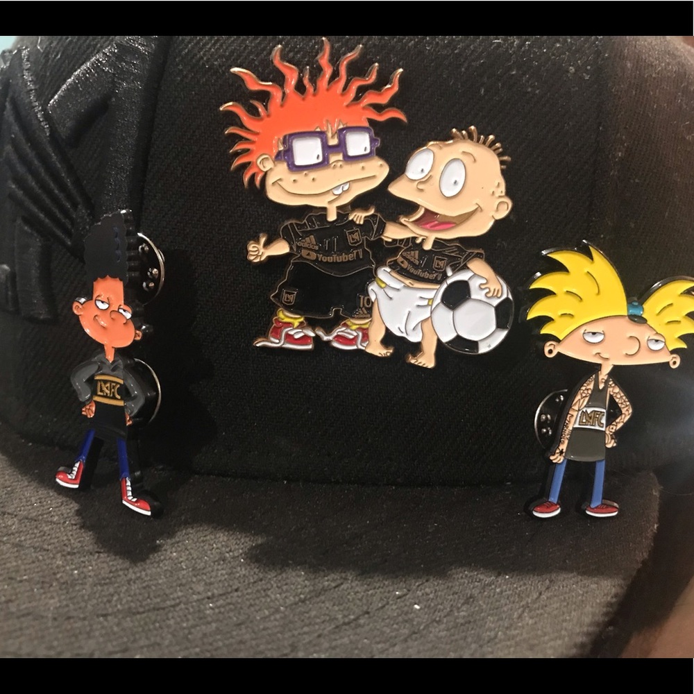 CUstom LAFC pins